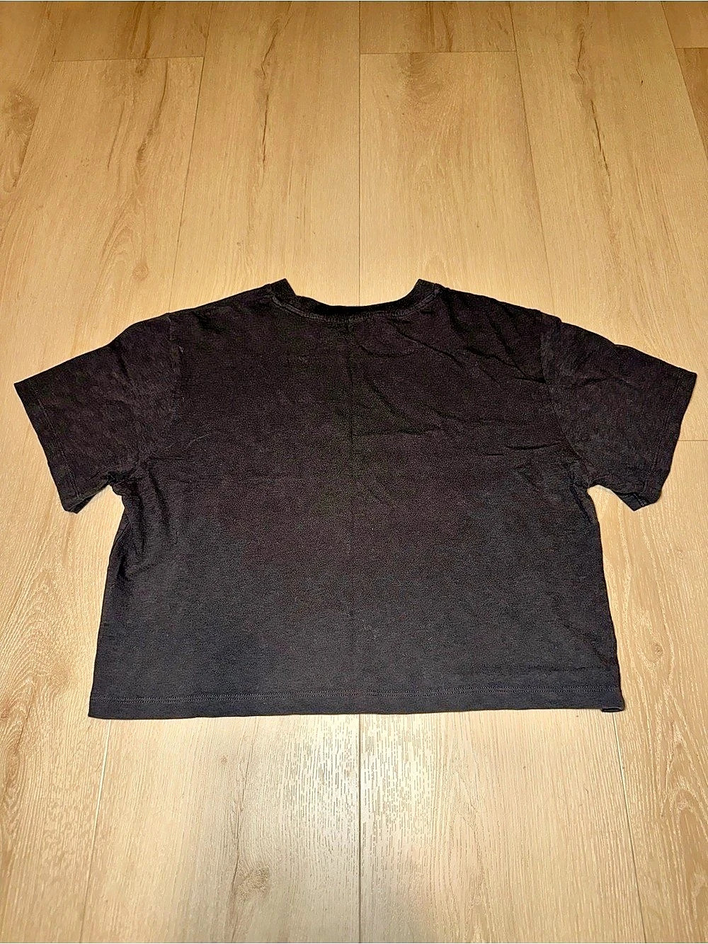 Uniqlo Short Sleeve Tee in Black Size M